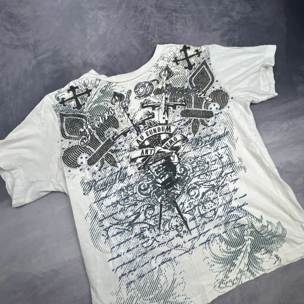 No Boundaries Y2K Graphic Tee White Cross Fleur De Lis Grunge Skater Shirt M